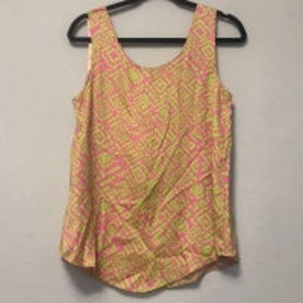 Buckhead Betties Alma Pink Henley Shirt Size Medium NWT‎